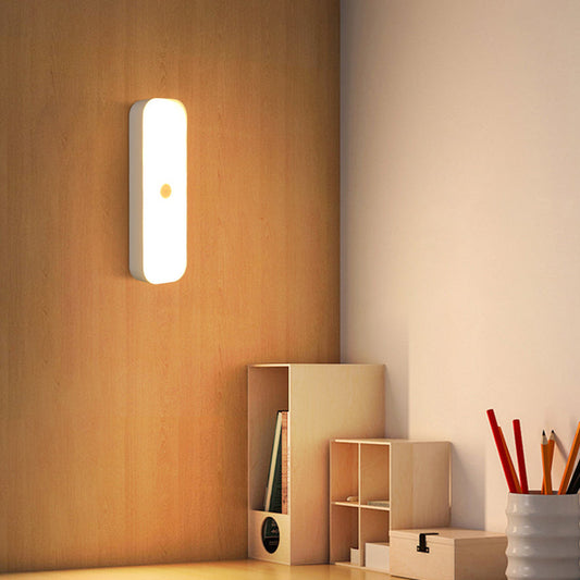 Éclairage LED à détecteur de mouvement pour l'intérieur