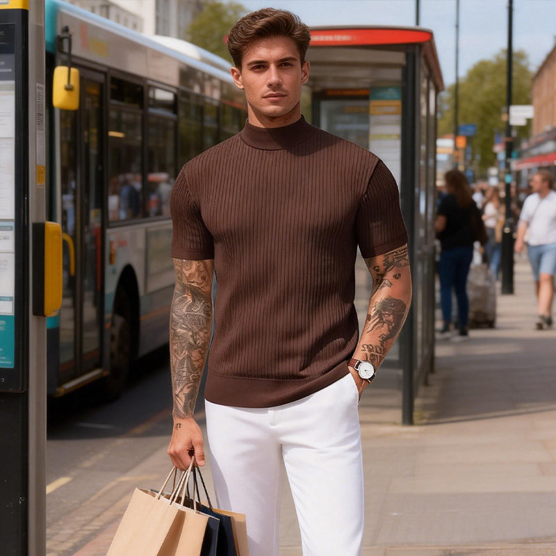 ✨ Ce T-shirt côtelé à col montant passe du casual au chic — -50 % 👕