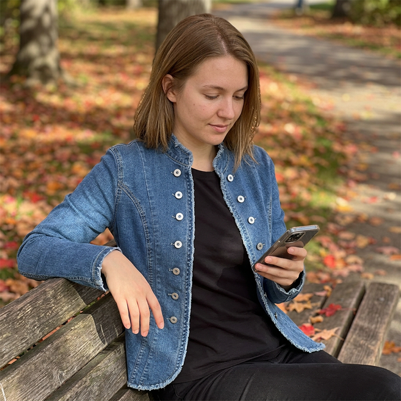 ☀️ Le best-seller de l'été 2026 est arrivé ! Veste blazer en jean à col montant, coupe ajustée