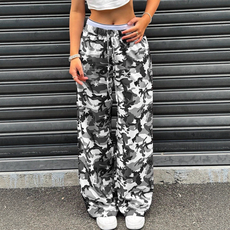 Pantalon camouflage baggy pour femme avec taille à cordon