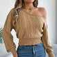 Pull en maille court épaules dénudées pour femme