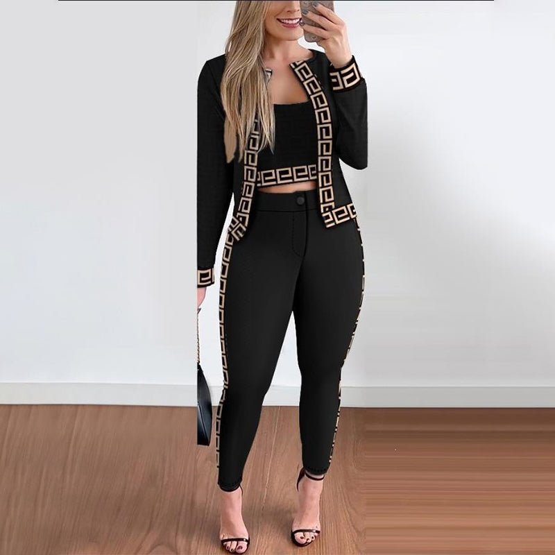 Ensemble 3 pièces pour femme : cardigan, top tube et pantalon