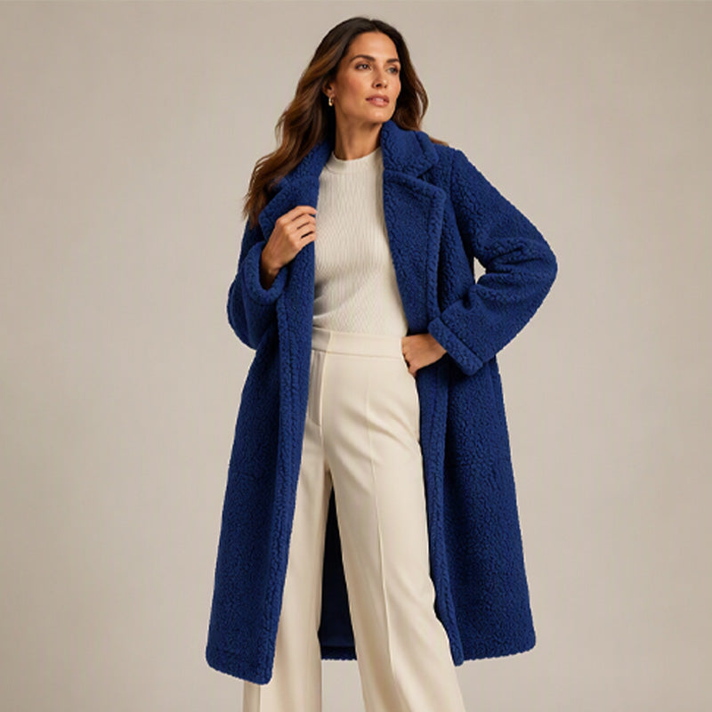 Manteau mi-long en laine d'agneau pour femme