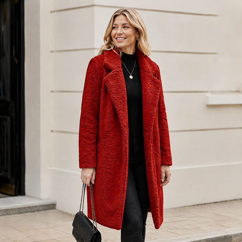 Manteau mi-long en laine d'agneau pour femme
