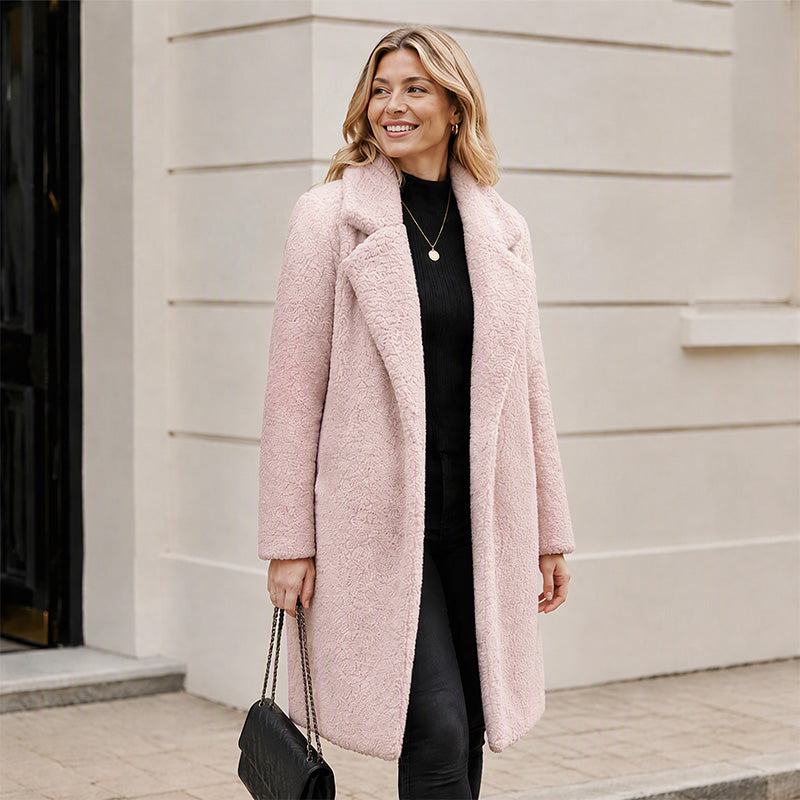 Manteau mi-long en laine d'agneau pour femme