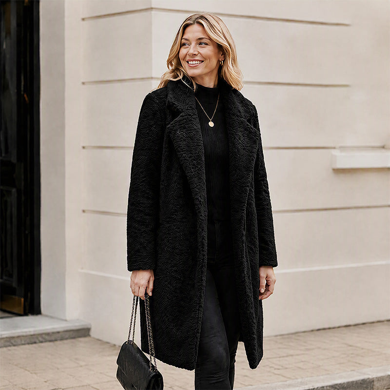 Manteau mi-long en laine d'agneau pour femme